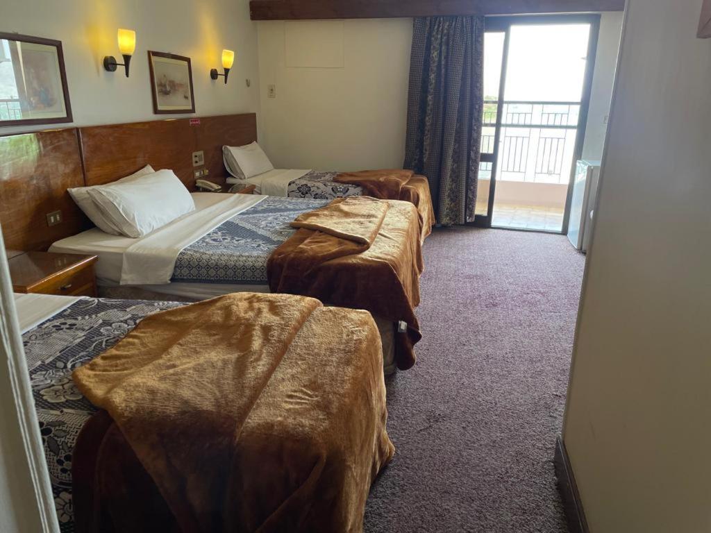St.Joseph Hotel Luxor Phòng bức ảnh